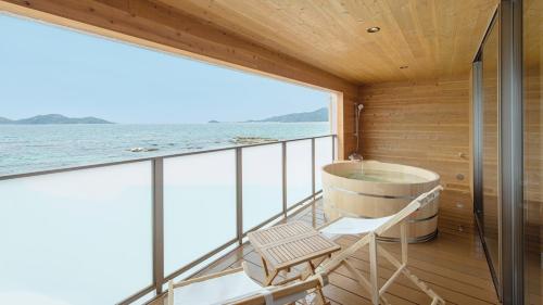 Suite Room with Open-Air Bath