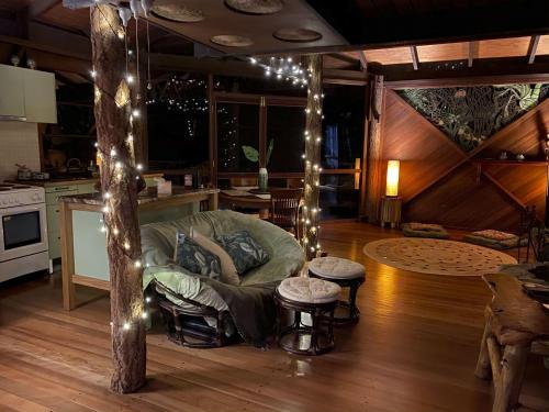 Zuhanyzó, Currumbin Rainforest Treehouse in Currumbin Völgy