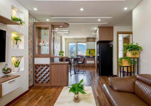 The Hoang's Luxury Apartment With Sea View