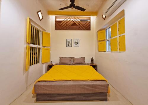 1 queen bed