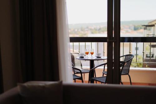 Blue Waves Resort - image 2