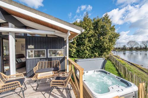 La Mésange - Chalet avec jacuzzi - Location saisonnière - Herzeele