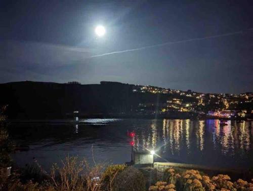 The Captain’s 4 Bed Penthouse in 福伊鎮中心