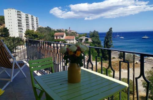 Appartement d'une chambre a Bastia a 100 m de la plage avec vue sur la mer terrasse et wifi - Location saisonnière - Bastia