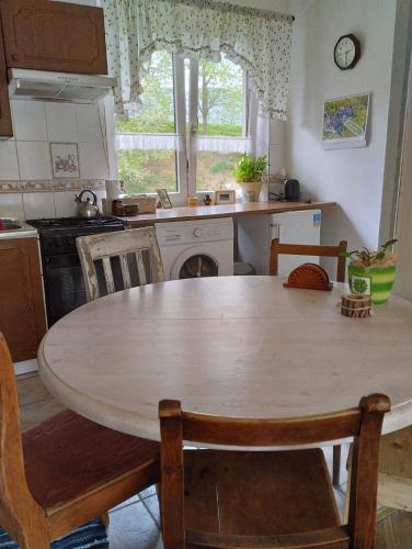 Štempel Karol , Bělá pod Pradědem, Domašov 412 (Stempel Karol , Bela pod Pradedem, Domasov 412) in Bela Pod Pradedem