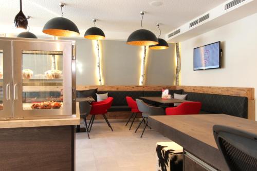 Avenida Mountain Lodges Kaprun - image 3