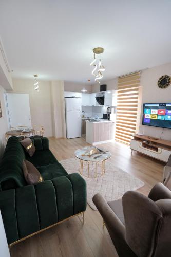 1-bedroom,nearby services&park, Wifi, parking-OJ9