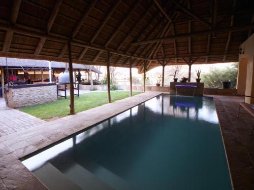 Peldbaseins, Uitkyk Guest Farm in Usakos