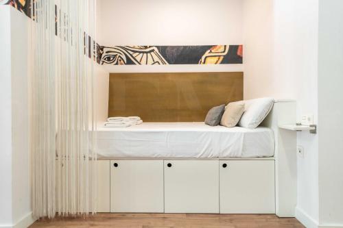 Paloma & Claude Suite Picasso-Inspired REMS