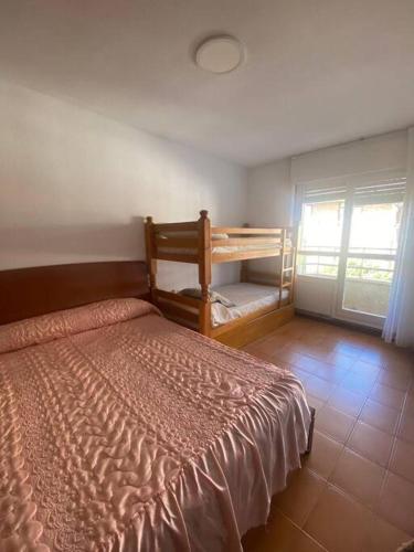 Piso cerca de la playa con aparcamiento privado. - Apartment - Loredo