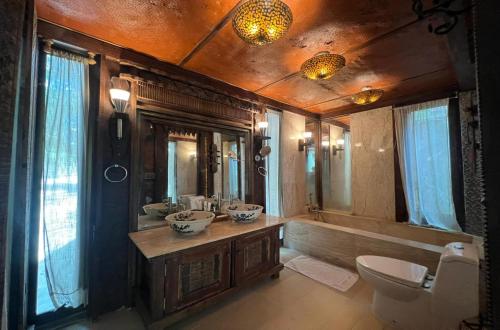 Well-appointed bathrooms