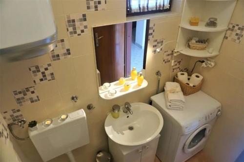 Apartment Roko Trogir - main image