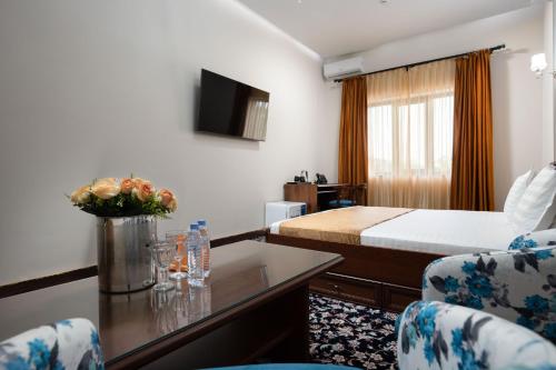 1 double bed