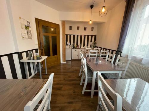 House LA Neuschwanstein Blick - Budget City Hotel 5