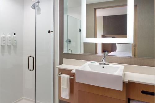 SpringHill Suites by Marriott Atlanta Northwest - image 5