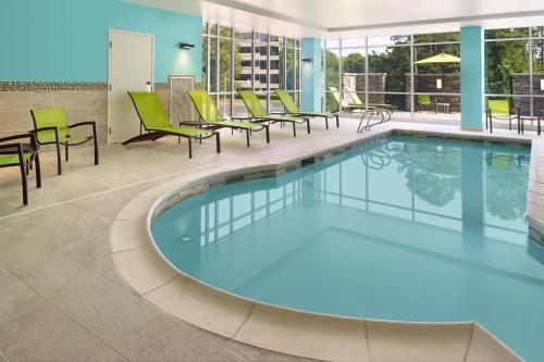SpringHill Suites by Marriott Atlanta Northwest - 수영장