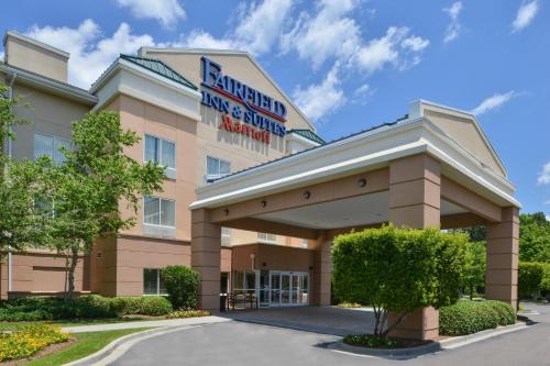 Fairfield Inn and Suites Charleston North/University Area