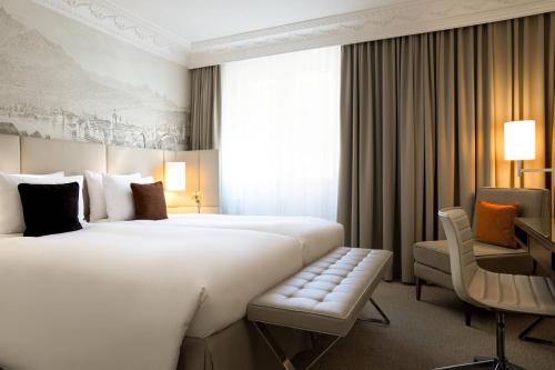 room detail thumbnail 0