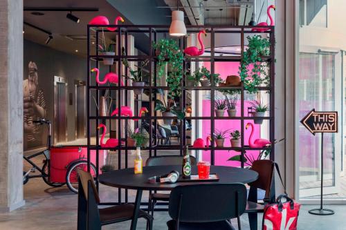 Moxy Copenhagen - image 3