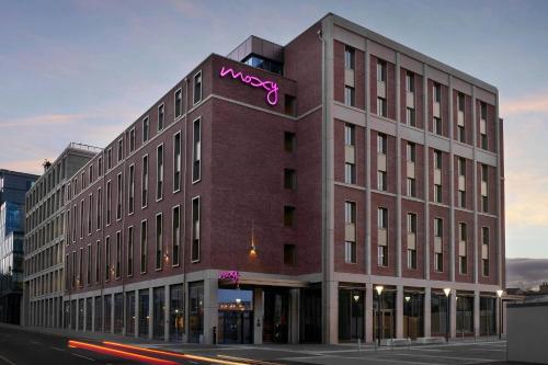 Moxy Edinburgh Fountainbridge