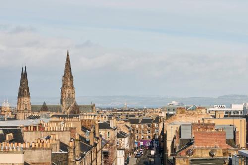 Moxy Edinburgh Fountainbridge - image 14