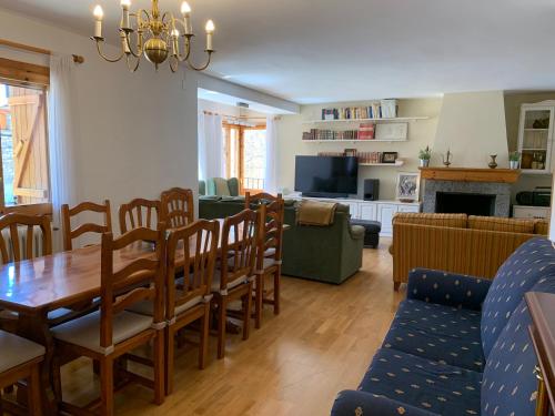 Pub/Lounge, Casa Margarita in Sesue