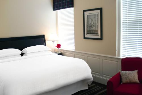Guest Room, 1 King