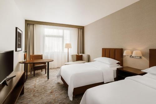 2 twin beds