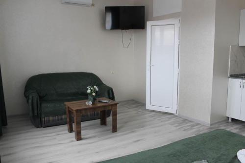 Tokaplus – Batumi, IL
