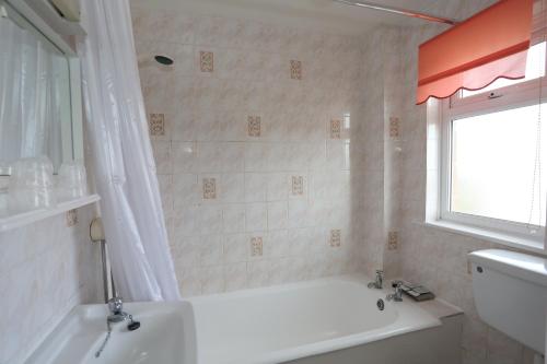 Dorset Hotel Isle of Wight - image 10