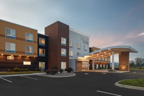 . Fairfield Inn & Suites Louisville New Albany IN