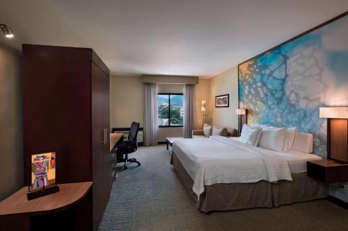 Courtyard by Marriott San Salvador in San Salvador