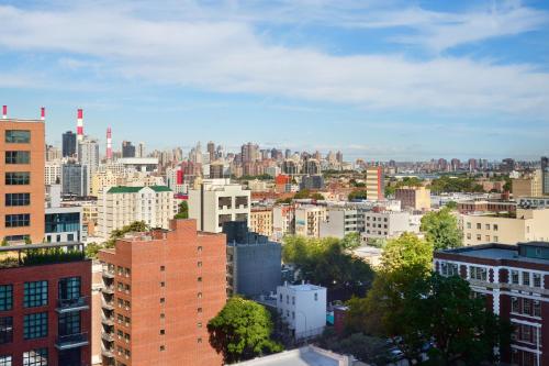 Courtyard by Marriott Long Island City/New York Manhattan View