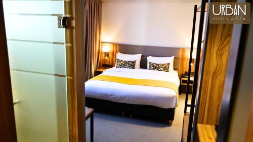 459612087 Urban Hotel & Spa