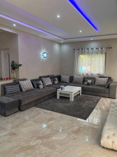 Dar sophia Dar sophia