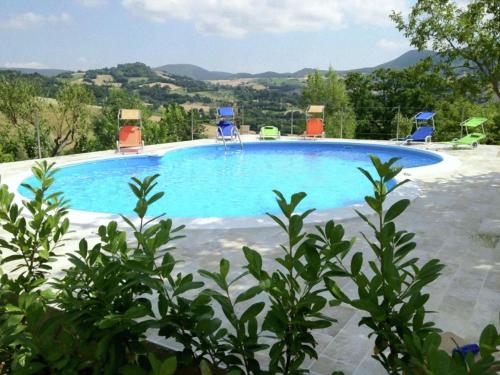  Elegant villa in Marche with private pool and country views in Bivio SantʼAngelo