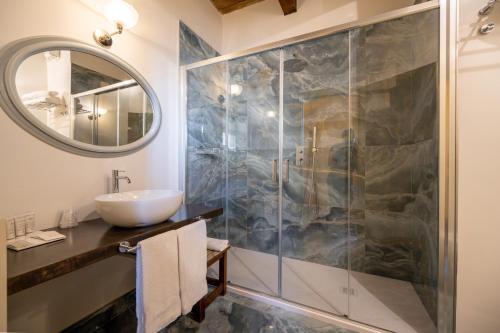 Palazzo Viviani - Castello di Montegridolfo