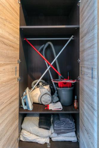 Studio parking TV WiFi in Orunia