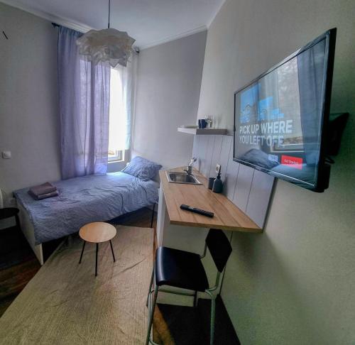 Inviting Studio in Sofia Center, Sofia (photo 3)