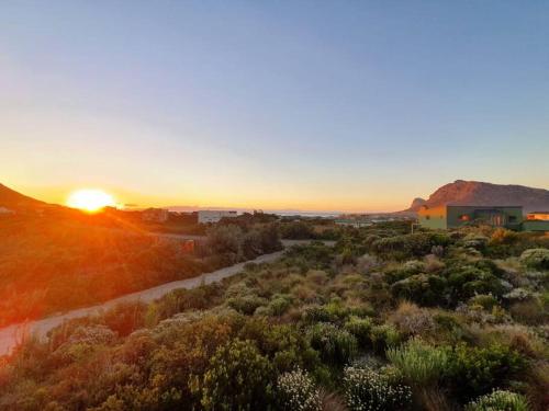 Secure, luxurious with lovely views, Pringle Bay (fotografie 4)