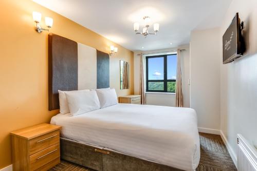 Roomzzz Leeds Headingley - image 13
