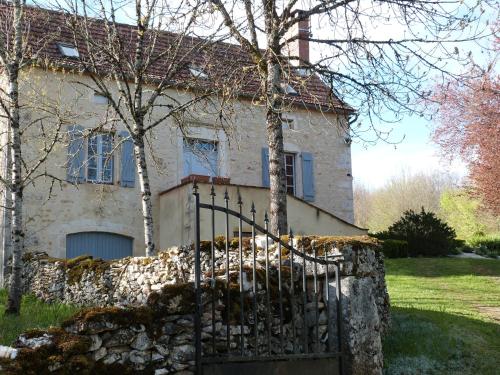 Gîte avec Piscine proche de St Cirq Lapopie