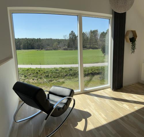 Luxurious newly built villa with patio and private parking in Sigtuna
