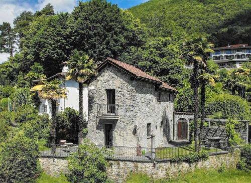  Palm Cottage in Locarno