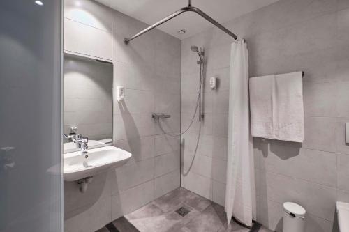 Superior Double Room image 1