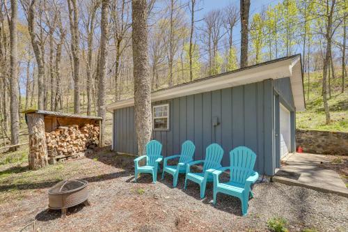 Mountaintop Mars Hill Cabin with Wraparound Deck! in Swiss, USA