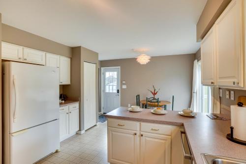 Dog-Friendly Freeville Home about 8 Mi Cayuga Lake! in Freeville, USA