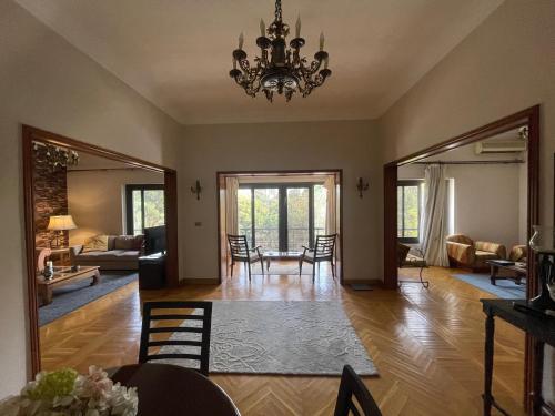 In Downtown Private Room in sharing quiet House