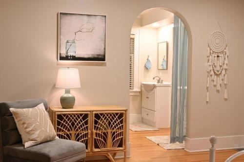 U-District Warmth 8 mins walk to UW