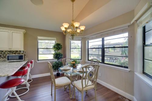 Lakewood Park Retreat on Fairway - 4 Mi to Beach! in Lakewood Park (FL)